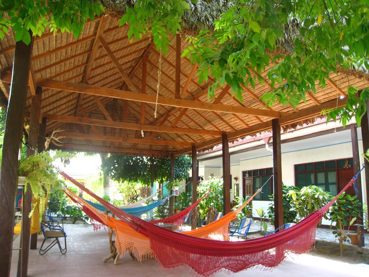 Hotel Oriental Rurrenabaque Exterior foto